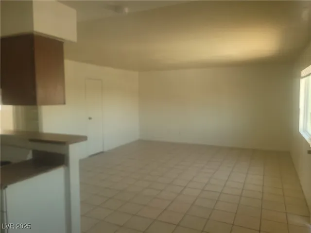 $1,050 | 4725 Convaire Avenue, Unit 4, Las Vegas, NV 89115