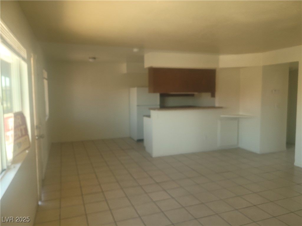 4725 Convaire Avenue, Unit 4 Las Vegas, NV 89115 - Photo 6 of 18