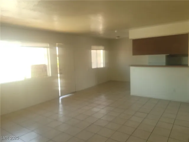 $1,050 | 4725 Convaire Avenue, Unit 4, Las Vegas, NV 89115