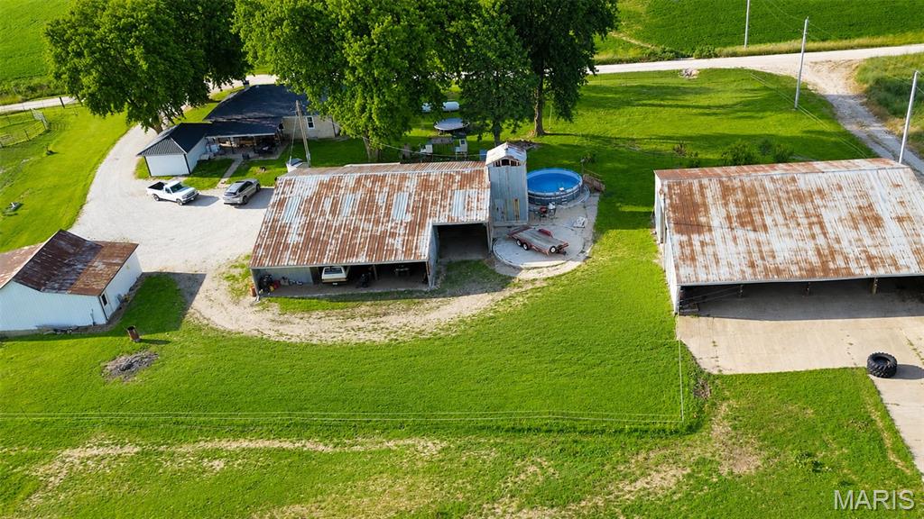 44709 Spring Creek Road Pearl, IL 62361 - Photo 6 of 79