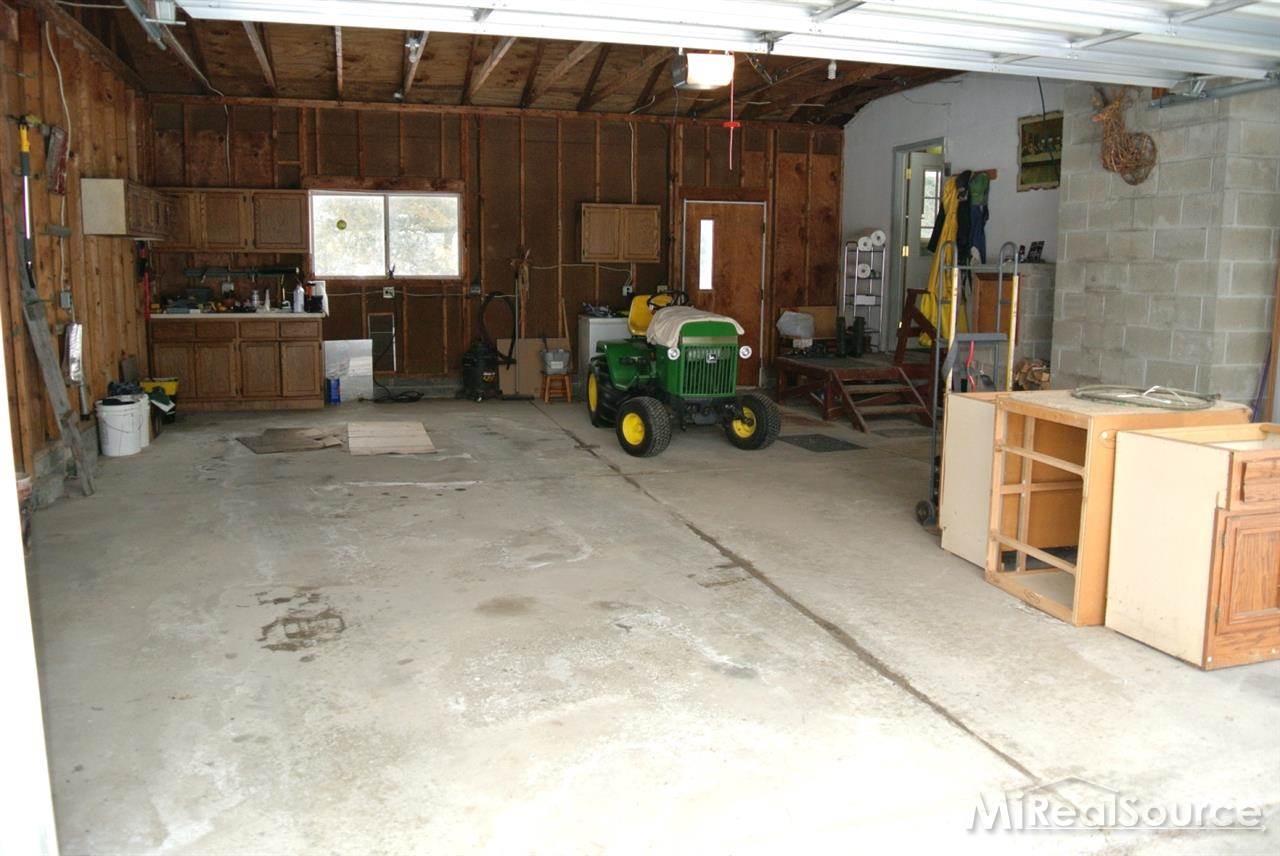 18405 32 Mile Road Armada, MI 48005 - Photo 38 of 60