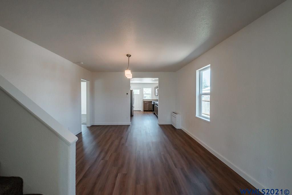 2120 Stoltz Hill Road Lebanon, OR 97355 - Photo 12 of 42 Gallery Image 12