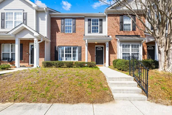 $275,000 | 2823 Summergrove Court, Matthews, NC 28105