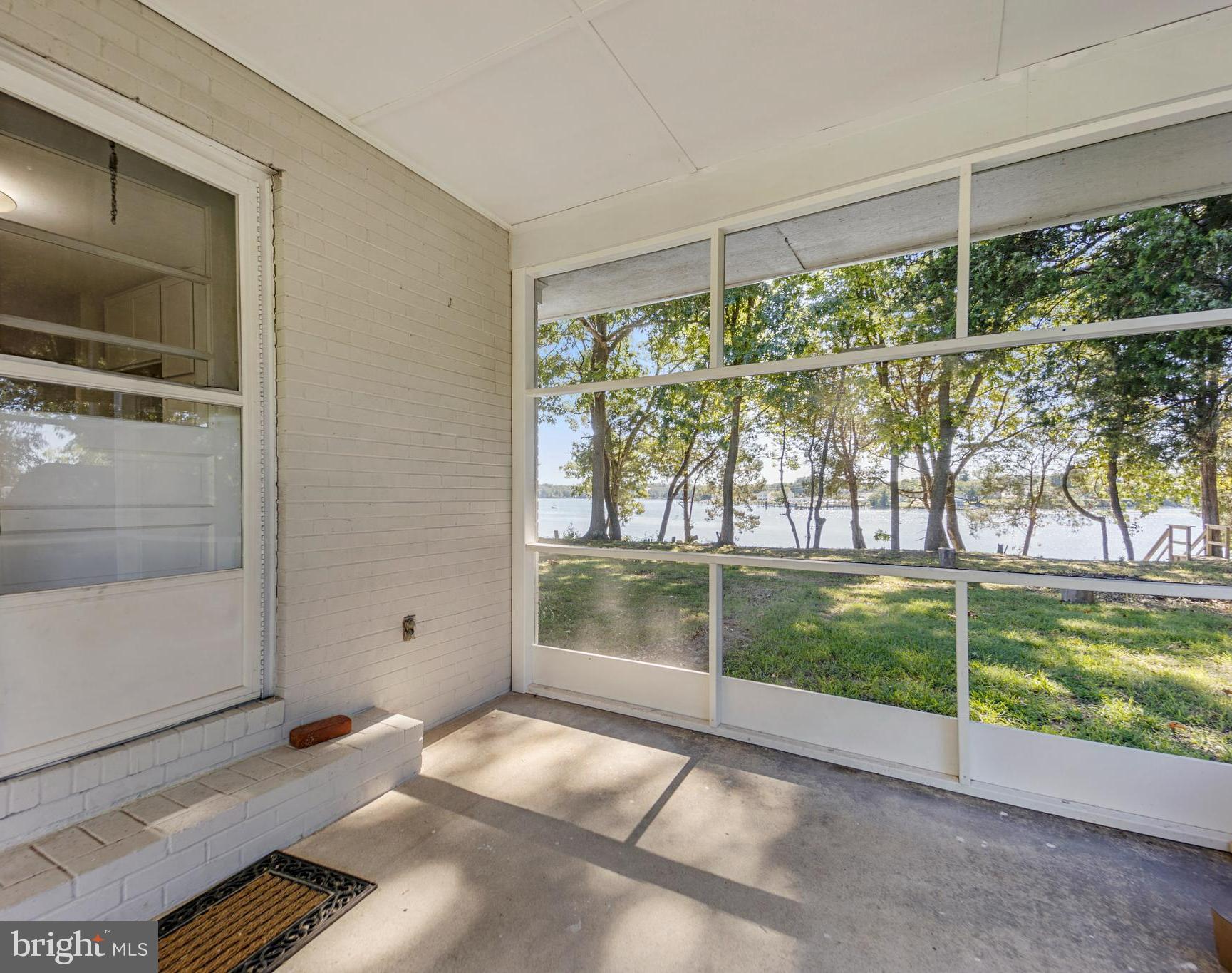 24564 Half Pone Point Road Hollywood, MD 20636 - Photo 17 of 27 Screened room, waterside!