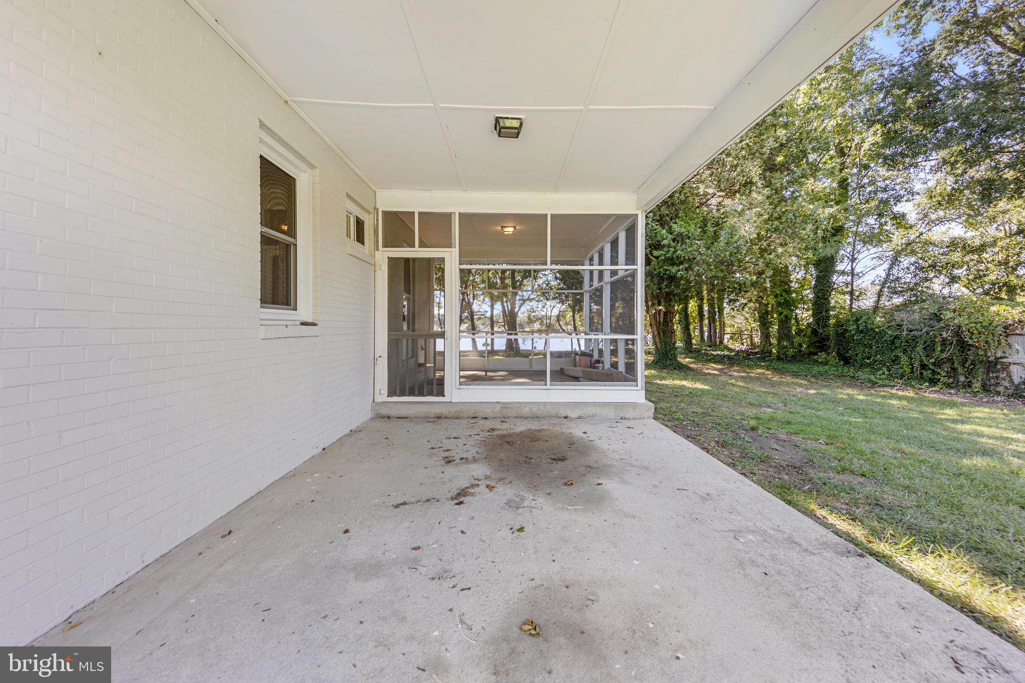 24564 Half Pone Point Road Hollywood, MD 20636 - Photo 18 of 27 Large space for outdoor sitting area!
