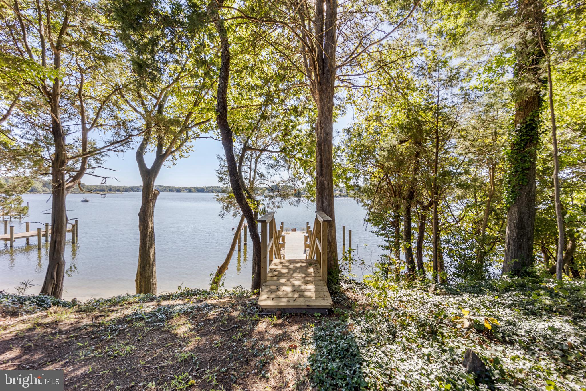 24564 Half Pone Point Road Hollywood, MD 20636 - Photo 20 of 27 Arriving to the pier