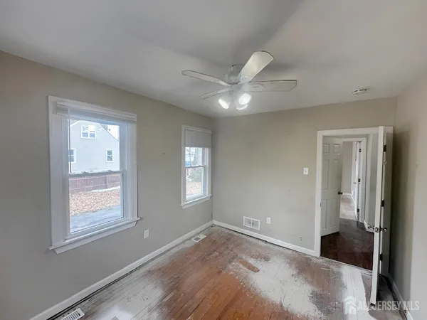 $274,900 | 24 Keswick Avenue, Ewing, NJ 08638