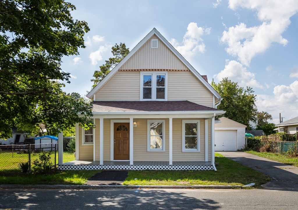 74 Gresham Street Springfield, MA 01119 - Photo 1 of 25