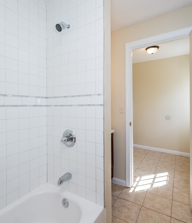 74 Gresham Street Springfield, MA 01119 - Photo 18 of 25