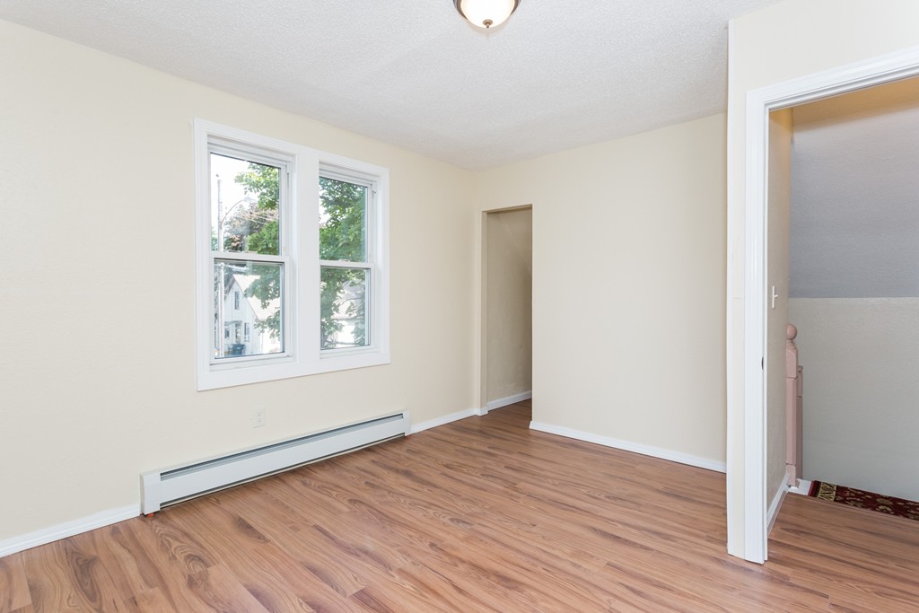 74 Gresham Street Springfield, MA 01119 - Photo 20 of 25