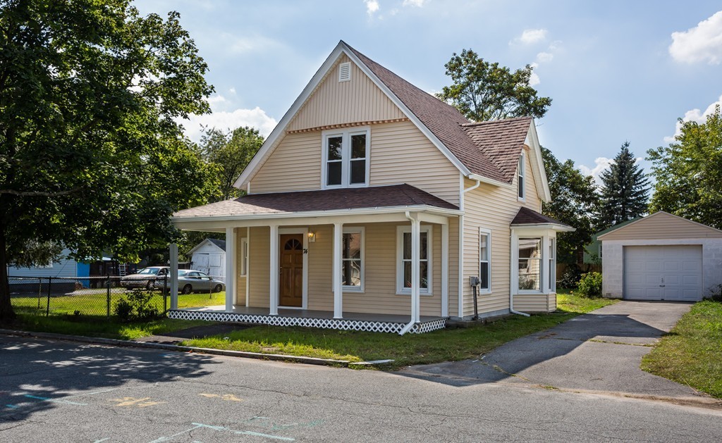 74 Gresham Street Springfield, MA 01119 - Photo 2 of 25