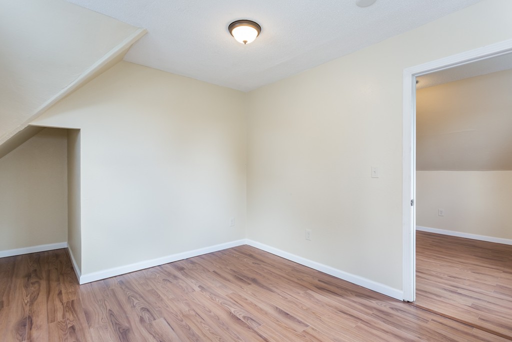 74 Gresham Street Springfield, MA 01119 - Photo 25 of 25