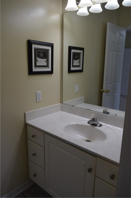 147 Elliott Circle Anderson, SC 29621 - Photo 14 of 17 Master bath