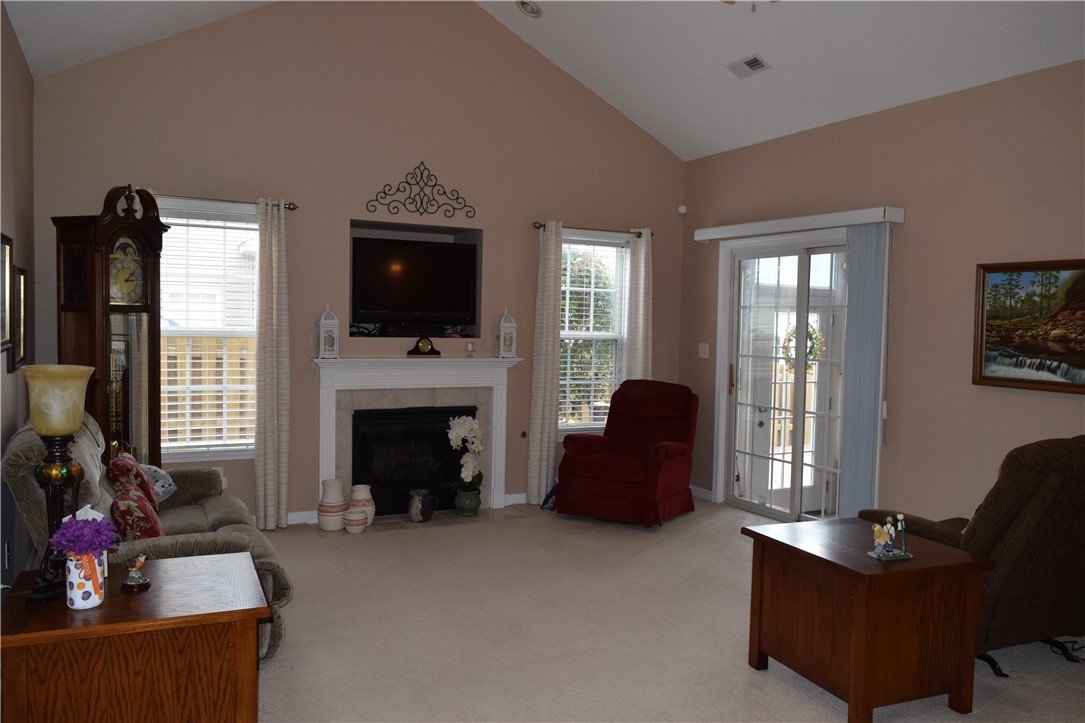 147 Elliott Circle Anderson, SC 29621 - Photo 4 of 17 Great room