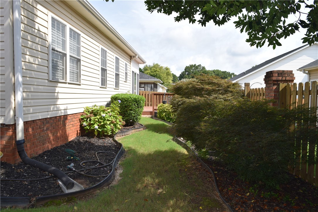 147 Elliott Circle Anderson, SC 29621 - Photo 8 of 17
