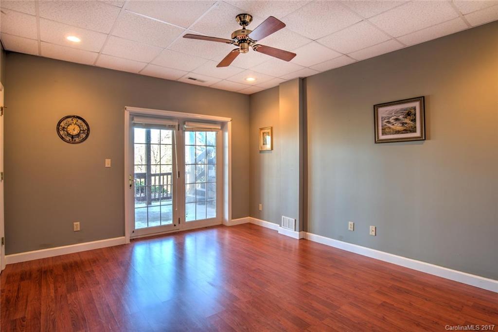 32 Foothills Road Asheville, NC 28804 - Photo 17 of 24 Gallery Image 17