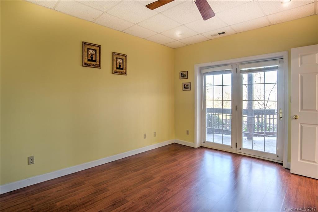 32 Foothills Road Asheville, NC 28804 - Photo 18 of 24 Gallery Image 18