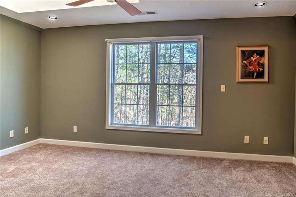 32 Foothills Road Asheville, NC 28804 - Photo 10 of 24 Gallery Image 10
