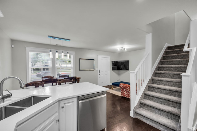 241 West 1010th Street South Logan, UT 84321 - Photo 12 of 40
