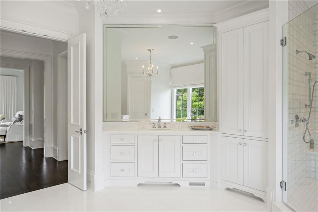 1640 Kenai Road Marietta, GA 30064 - Photo 22 of 43 view of a bathroom with a tub and shower