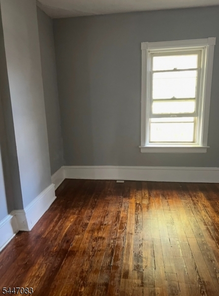 718 Riverside Avenue Trenton, NJ 08618 - Photo 8 of 12