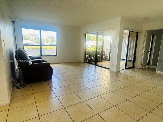 $2,700 | 3815 Northwest 35th Street, Unit 1540, Pompano Beach, FL 33066