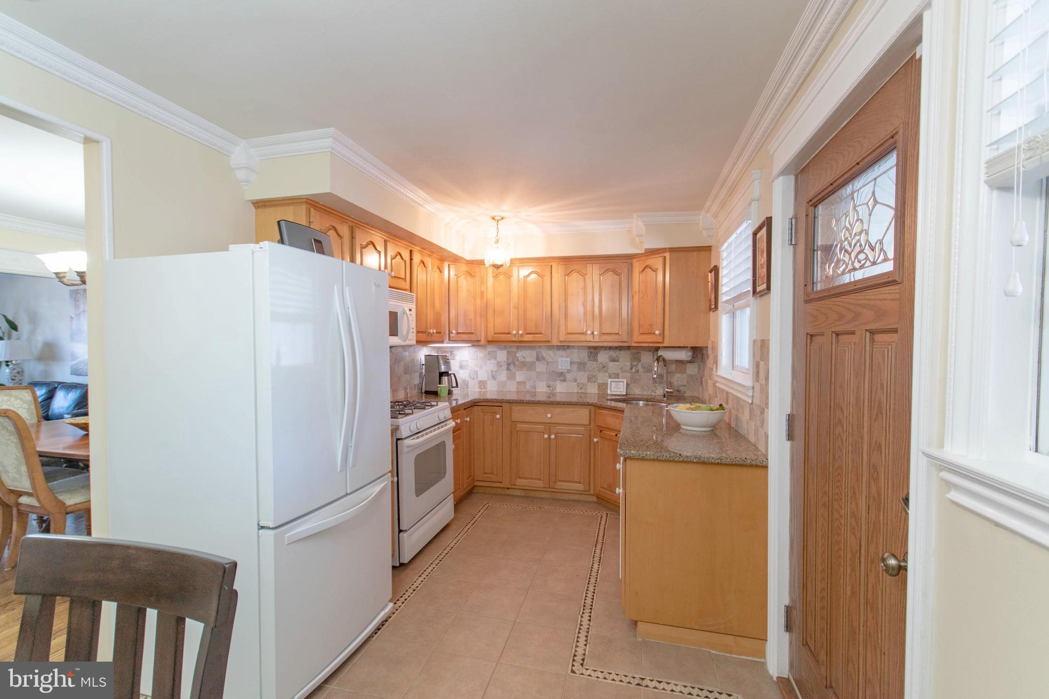 3124 Derry Road Philadelphia, PA 19154 - Photo 8 of 27 Gallery Image 8