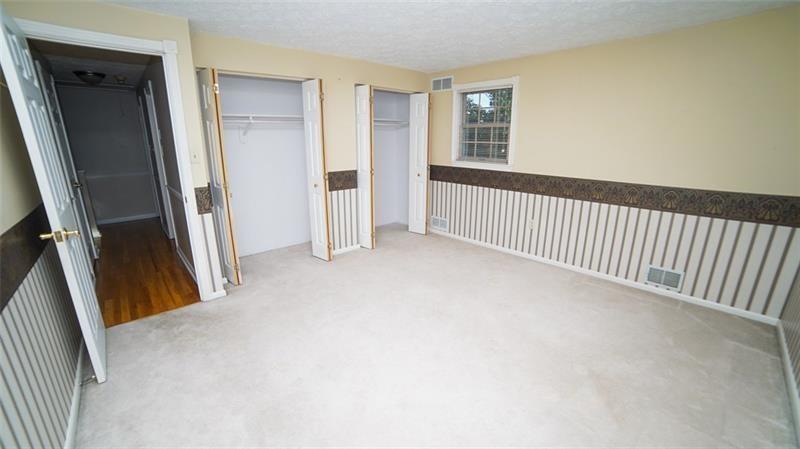 140 North Jamestown Road Coraopolis, PA 15108 - Photo 12 of 23 Gallery Image 12