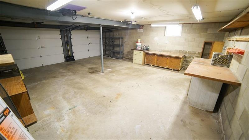 140 North Jamestown Road Coraopolis, PA 15108 - Photo 19 of 23 Gallery Image 19