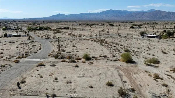 a view of city view and mountain view