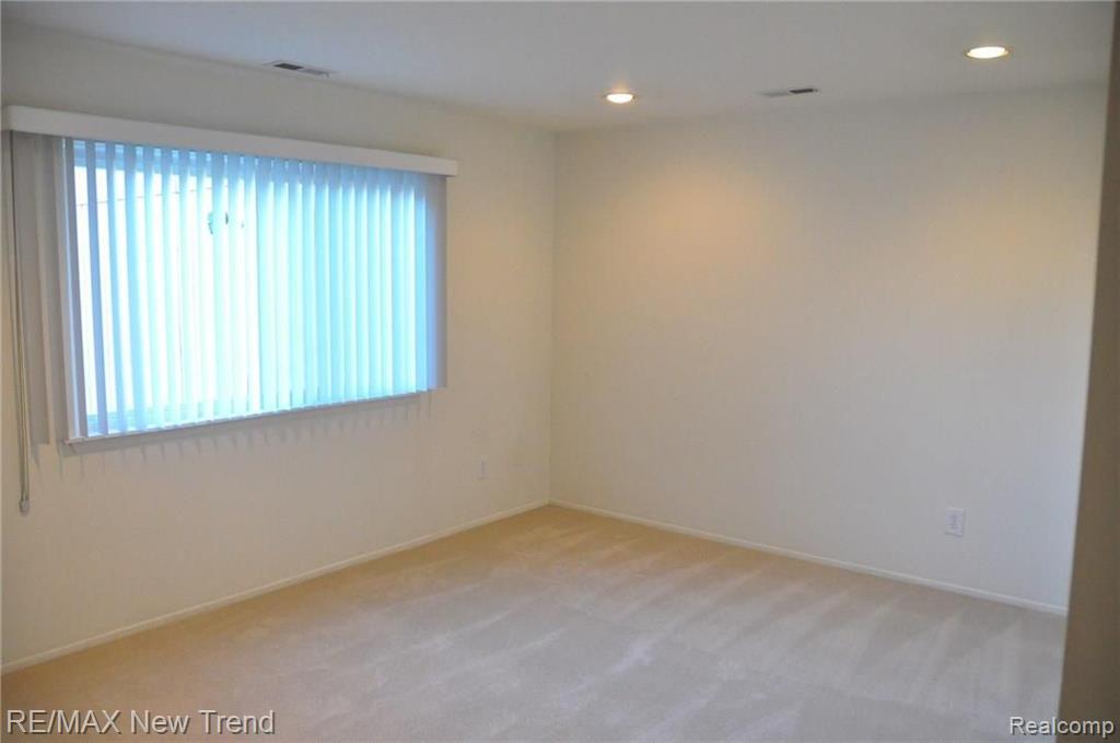 30042 Twelve Mile Road, Unit 57 Farmington, MI 48334 - Photo 15 of 29