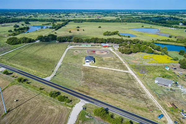 $2,600 | 19493 Fm 981, Leonard, TX 75452