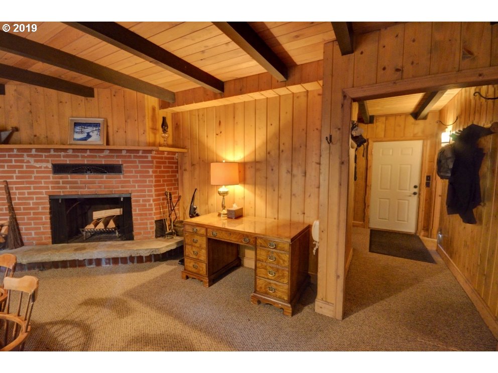 75790 East Road 28 Rhododendron, OR 97049 - Photo 11 of 28 Gallery Image 11