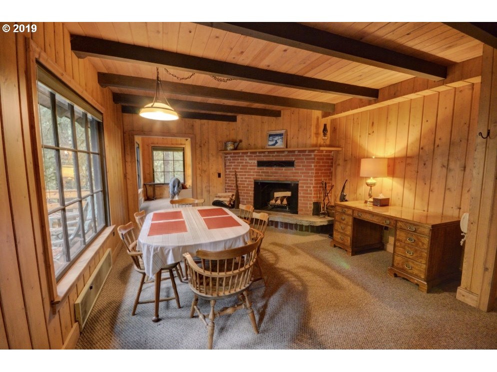 75790 East Road 28 Rhododendron, OR 97049 - Photo 10 of 28 Gallery Image 10
