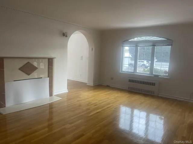 $6,450 | 314 Main Street, East Rockaway, NY 11518