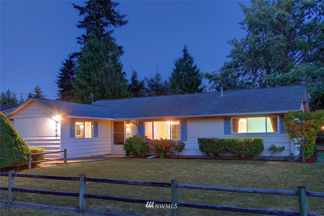 3901 Northeast 22nd Street Renton, WA 98056 - Photo 1 of 18