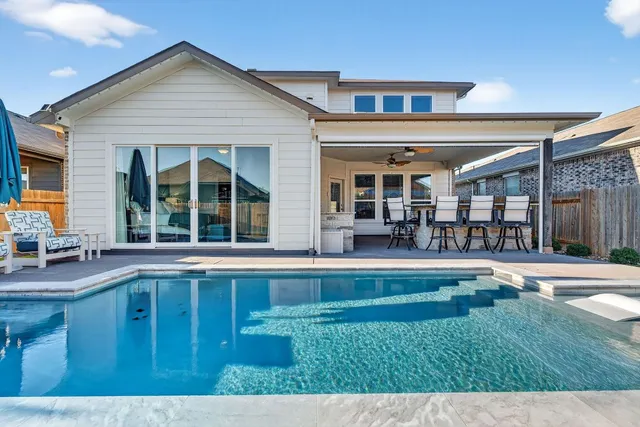 $600,000 | 157 Firethorn Drive, Buda, TX 78610