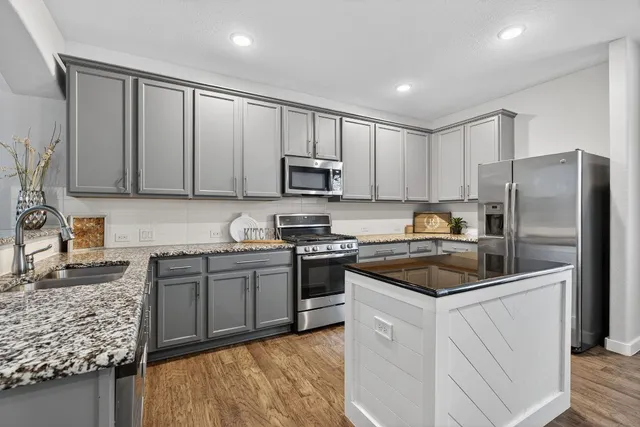 $600,000 | 157 Firethorn Drive, Buda, TX 78610