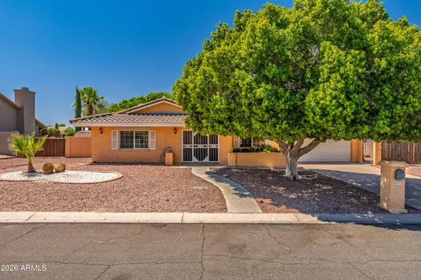 $425,000 | 6233 East Camelot Drive, Mesa, AZ 85215