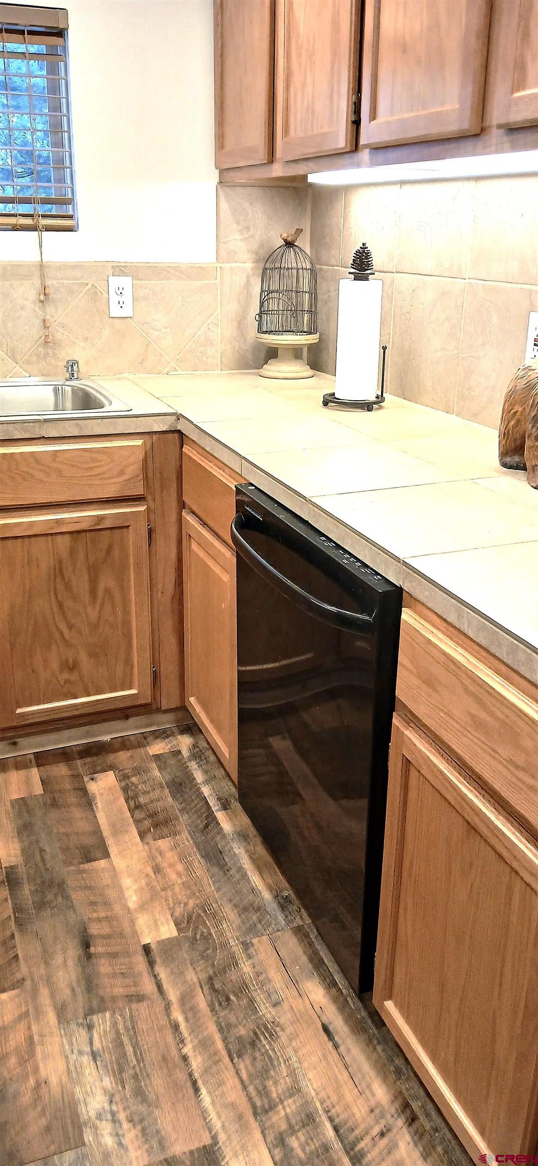 190 Spruce Road Cimarron, CO 81220 - Photo 17 of 43 Gallery Image 17