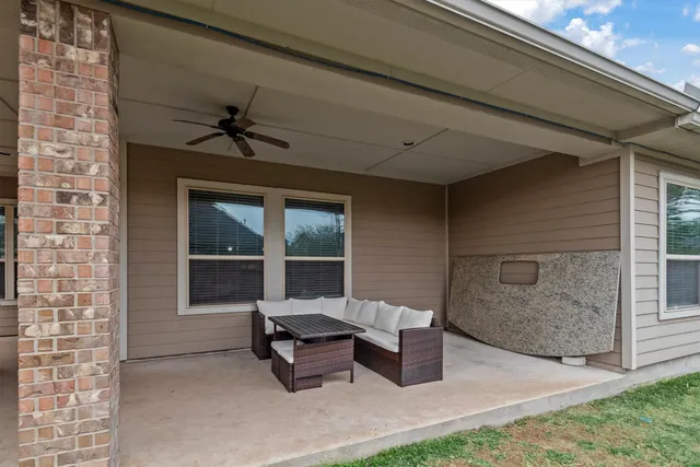 $500,000 | 31563 Ember Trail Lane, Spring, TX 77386