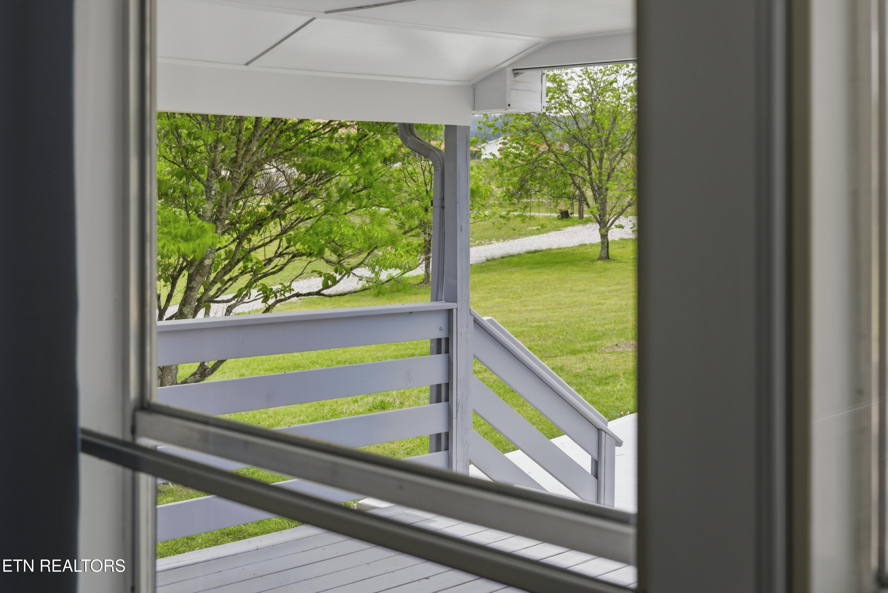 270 Brown Road Oakdale, TN 37829 - Photo 45 of 51 1N9A4866