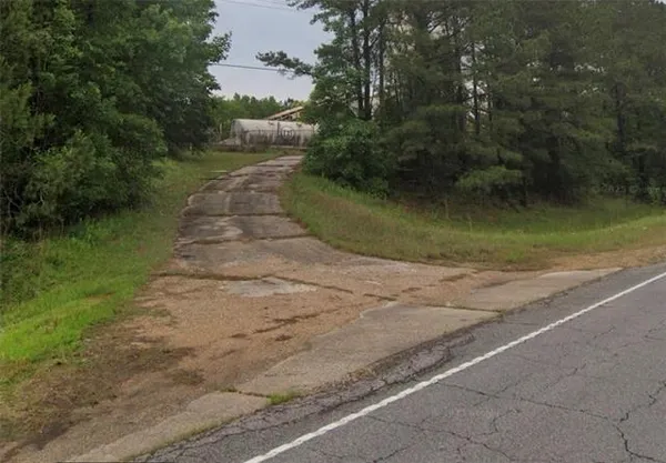 $200,000 | 6335 Esler Field Road, Pineville, LA 71360
