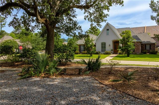 799 Libby Lane Mandeville, LA 70471 - Photo 1 of 37