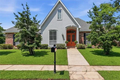 $549,000 | 799 Libby Lane, Mandeville, LA 70471