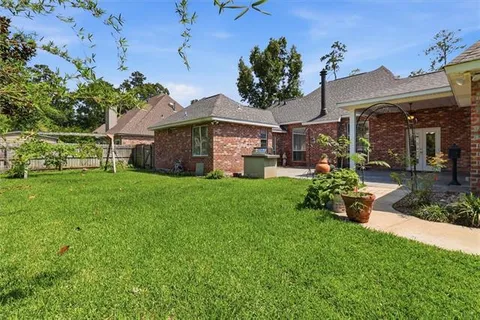 $549,000 | 799 Libby Lane, Mandeville, LA 70471