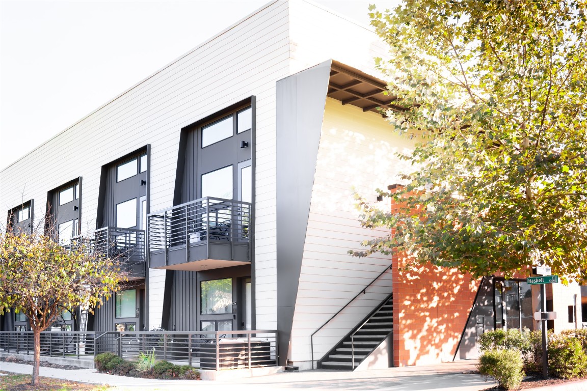 49 Navasota Street, Unit 209 Austin, TX 78702 - Photo 31 of 32 a front view of a building