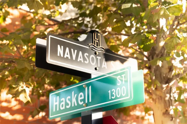 $1,995 | 49 Navasota Street, Unit 209, Austin, TX 78702