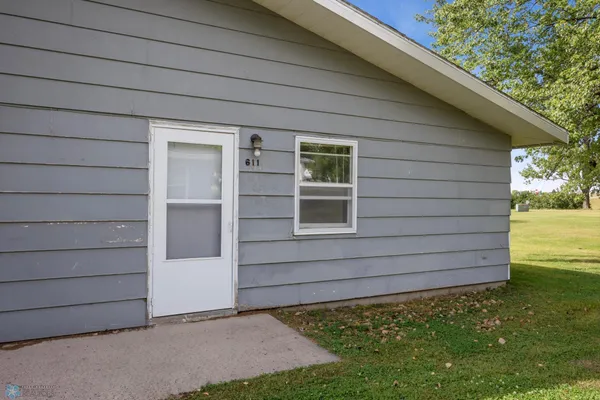 $615,000 | 512 2nd Street Northwest, Lamoure, ND 58458