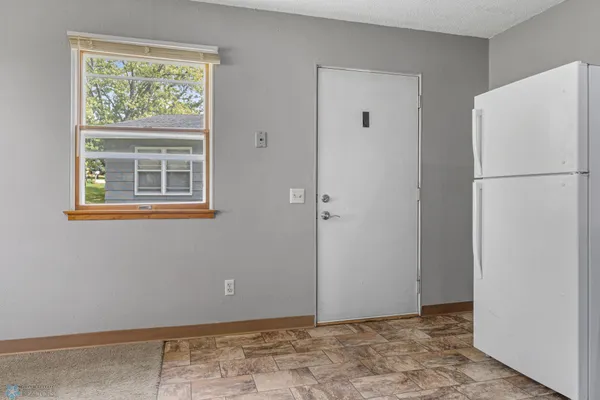 $615,000 | 512 2nd Street Northwest, Lamoure, ND 58458